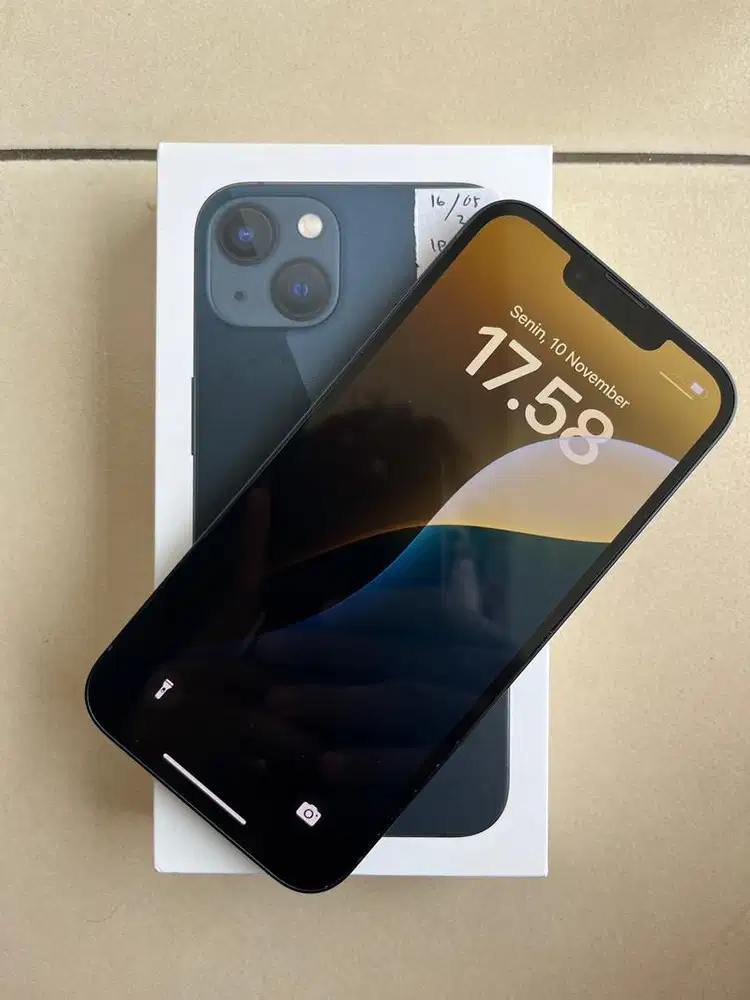 Iphone 13 128 GB ex ibox garansi jalan juni 2026