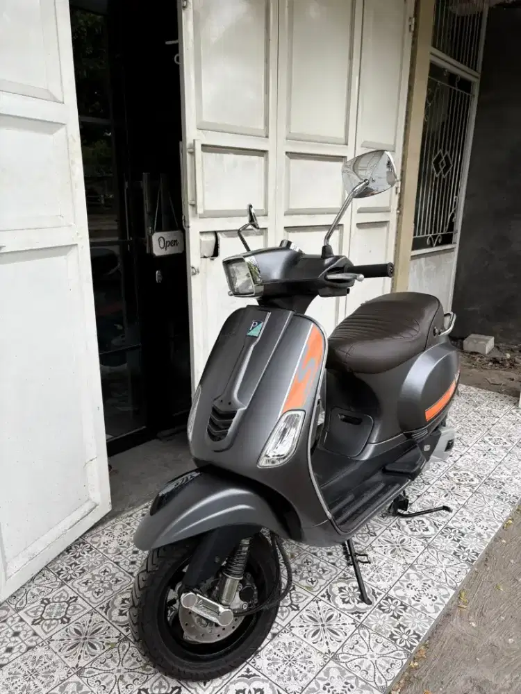 Dijual Vespa S i-Get 125 3V IE A/T (2017)