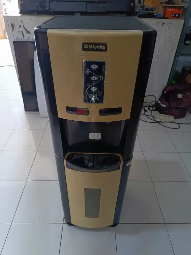 DISPENSER GALON BAWAH MIYAKO