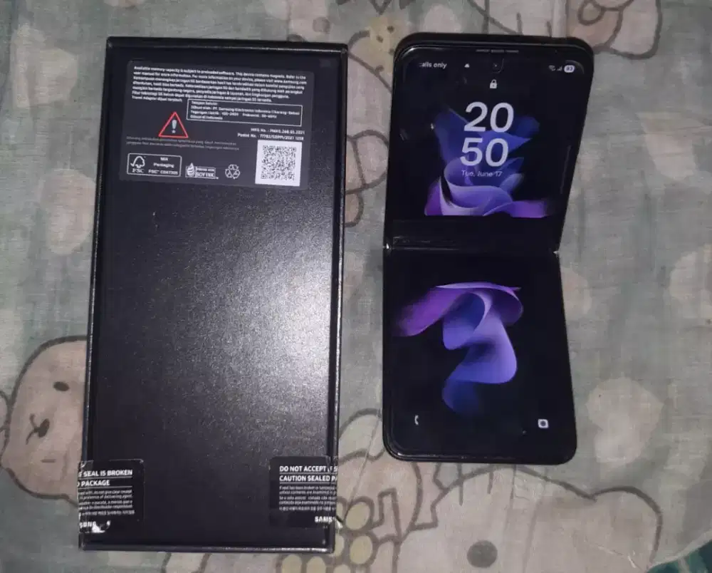 SAMSUNG GALAXY Z FLIP 3 5G BLACK 8/256 (FSET + BONUS)