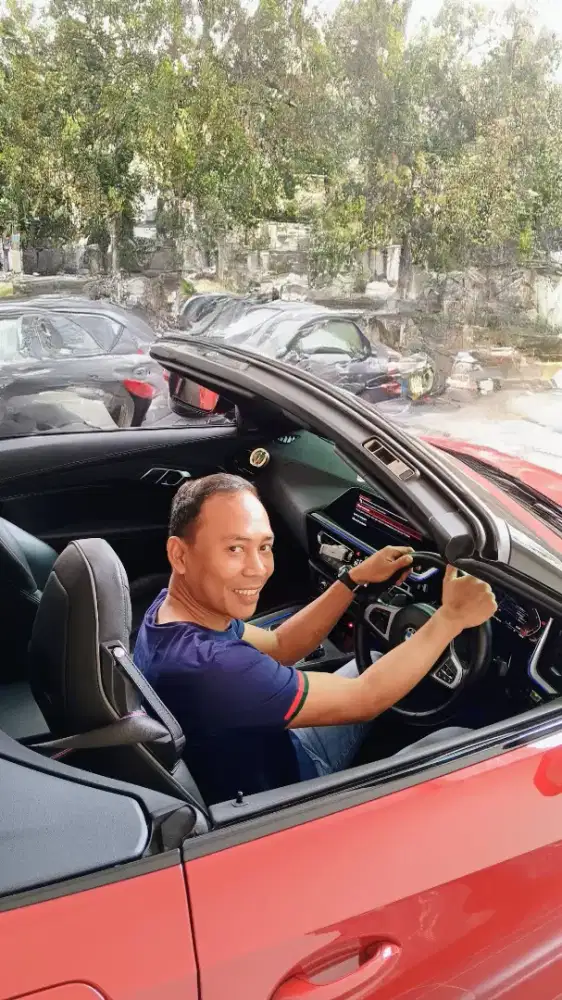 Sedang mencari pekerjaan sebagai drver