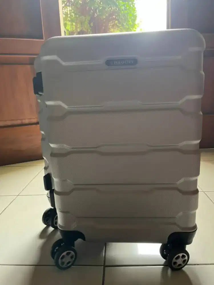 Koper Polo Kabin 20 Inch