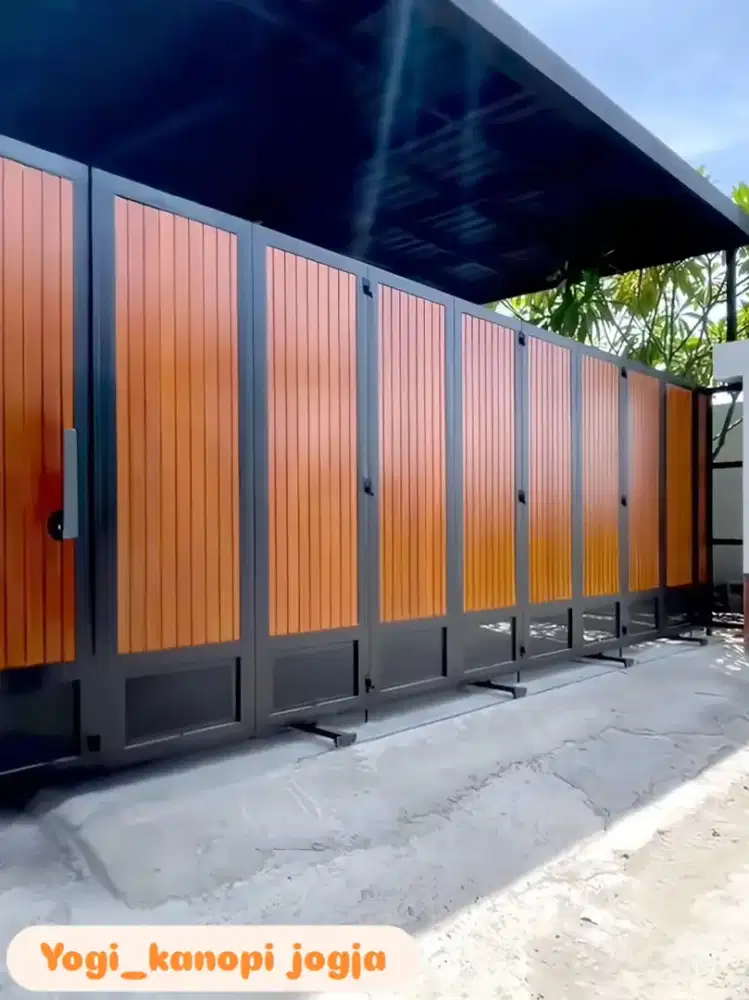 Pintu pagar lipat dan dorong kombinasi woodplenk