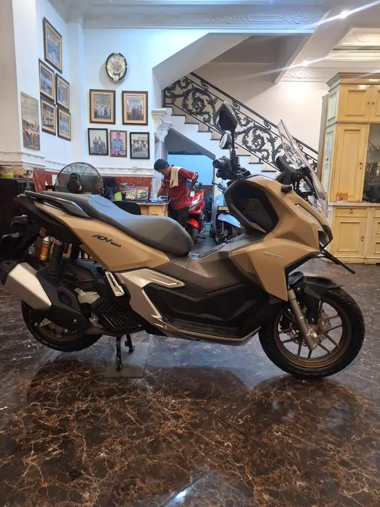 HUB KIKI DP PROMO ADV 160 ABS 2025 KM.1RB BISA TUKAR TAMBAH UNIT LAIN