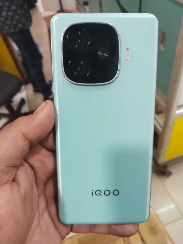 Iqoo Z9 5G 12/256 fullset garansi panjang