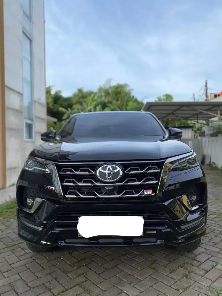Toyota Fortuner 2.8 GR Sport 2023
