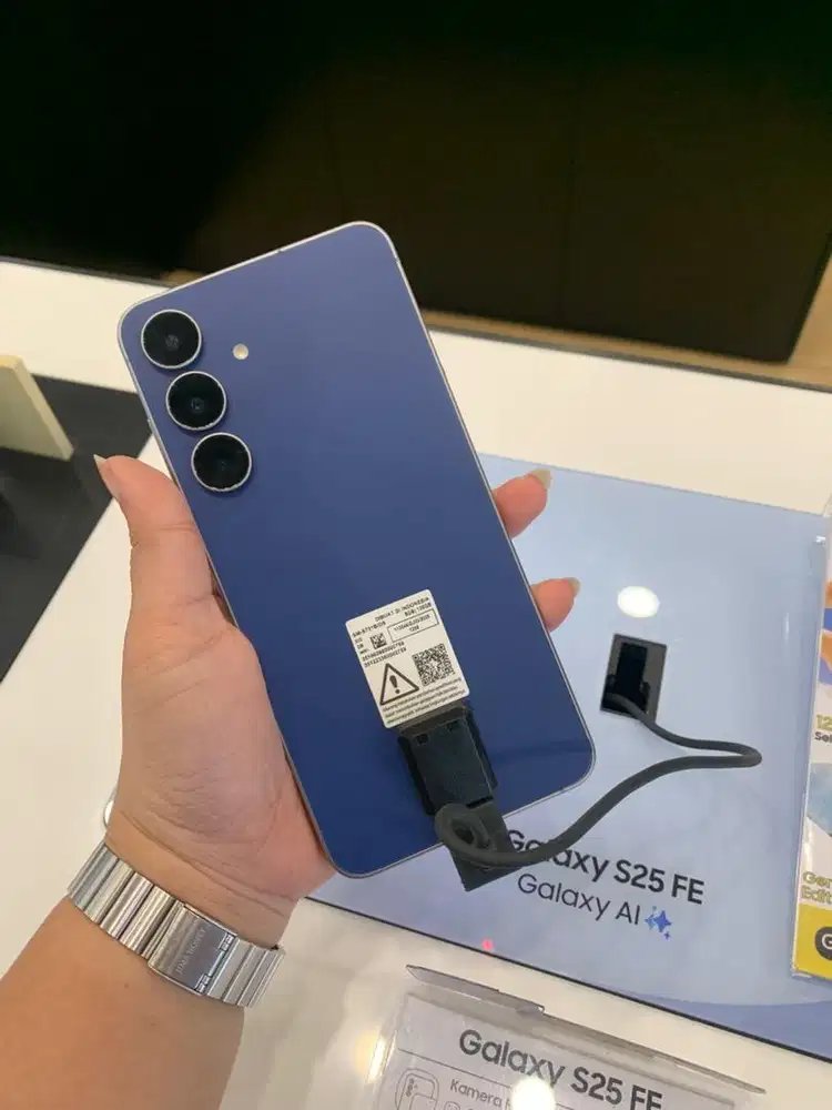 Samsung galaxy s25 FE free buds core