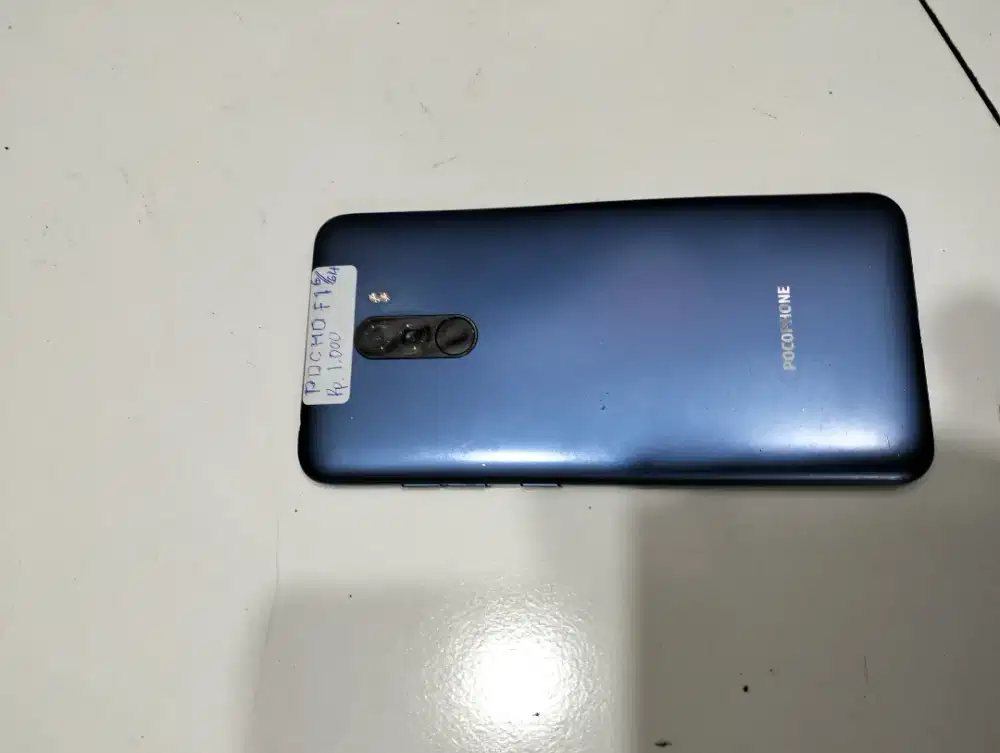 Pochophone F1 ram 6/64 gb