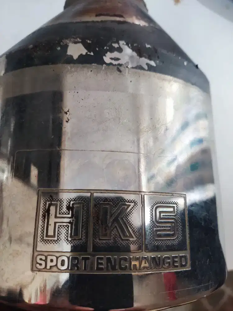 Ujung knalpot mobil HKS