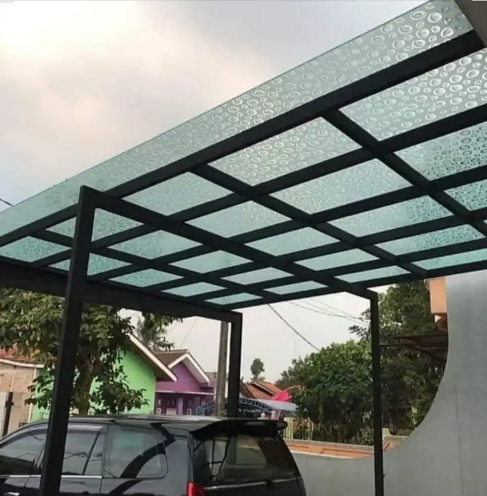 Kanopi kaca minimalis