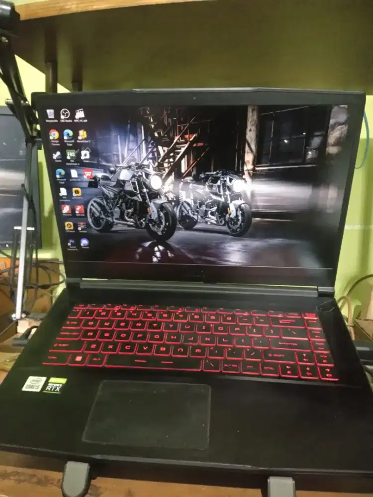 LAPTOP MSI GF63 THIN 10UC