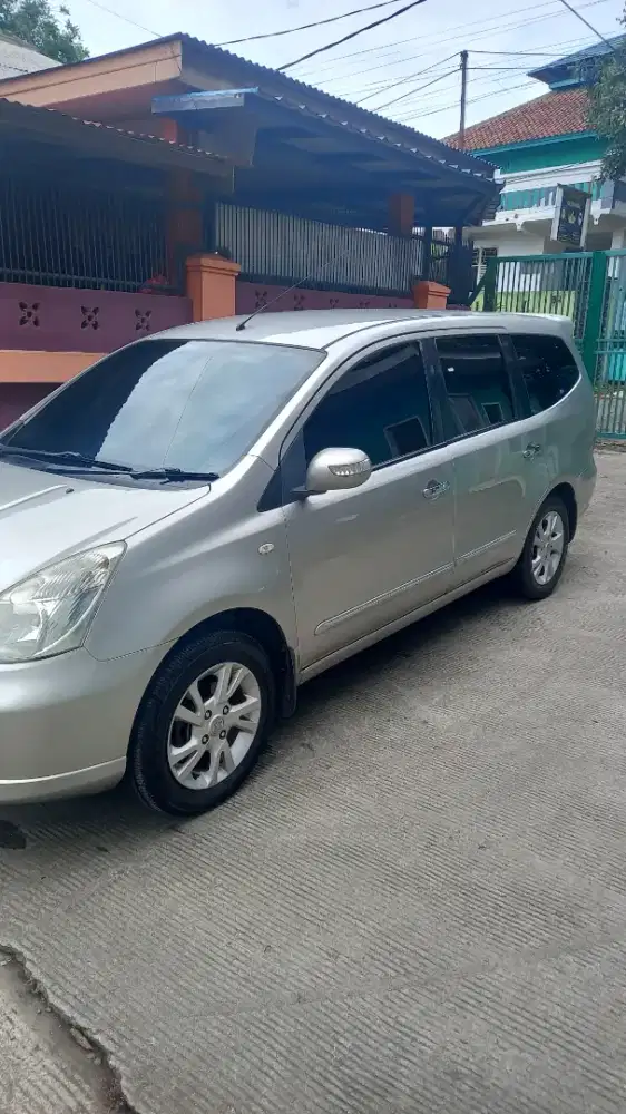 Dijual grand livina 1.5 ultimate 2012