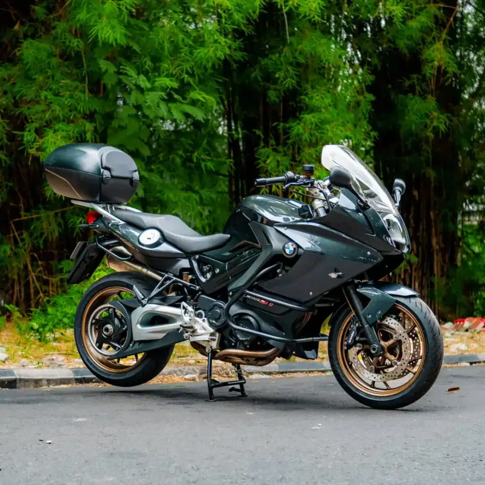 BMW F800 GT 2015 HITAM FULL PAPER LENGKAP