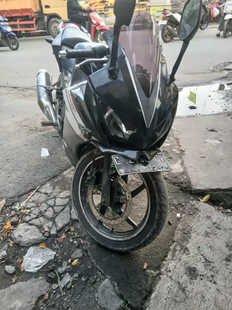 Honda CBR 150 K45 Non Led 2015