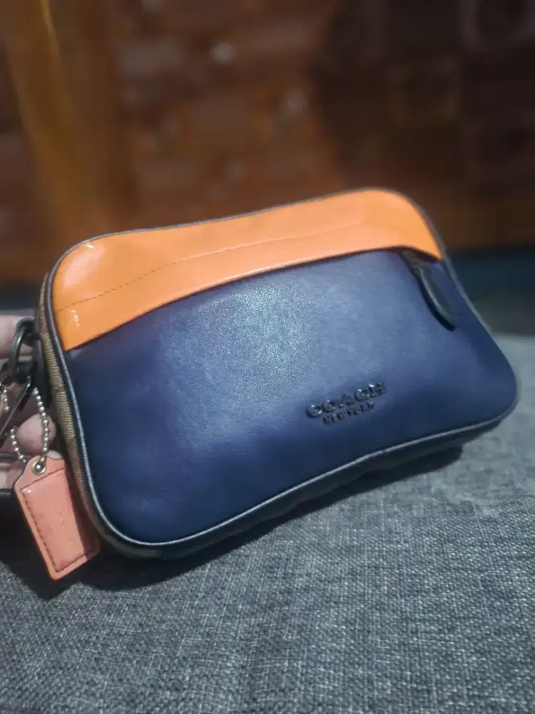 Preloved tas co**h kulit asli, semua embos co**h