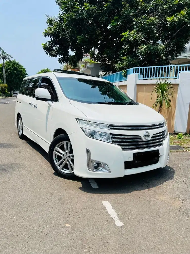 NISSAN ELGRAND 3.5 HWS PANORAMIC SUNROOF TIPE TERTINGGI UPGRADE CAMERA