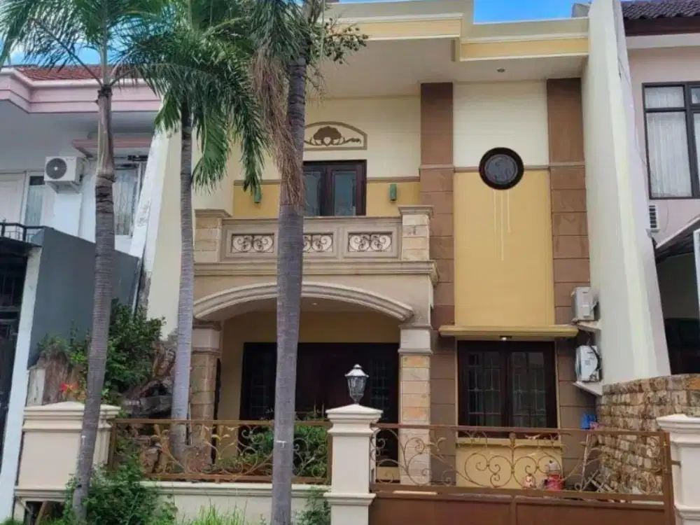 RUMAH TAMAN MUTIARA MODERN CLASSIC STYLE STRATEGIS BAGUS
