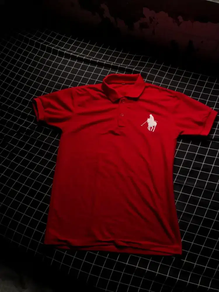 Kaos kerah Polo Merah