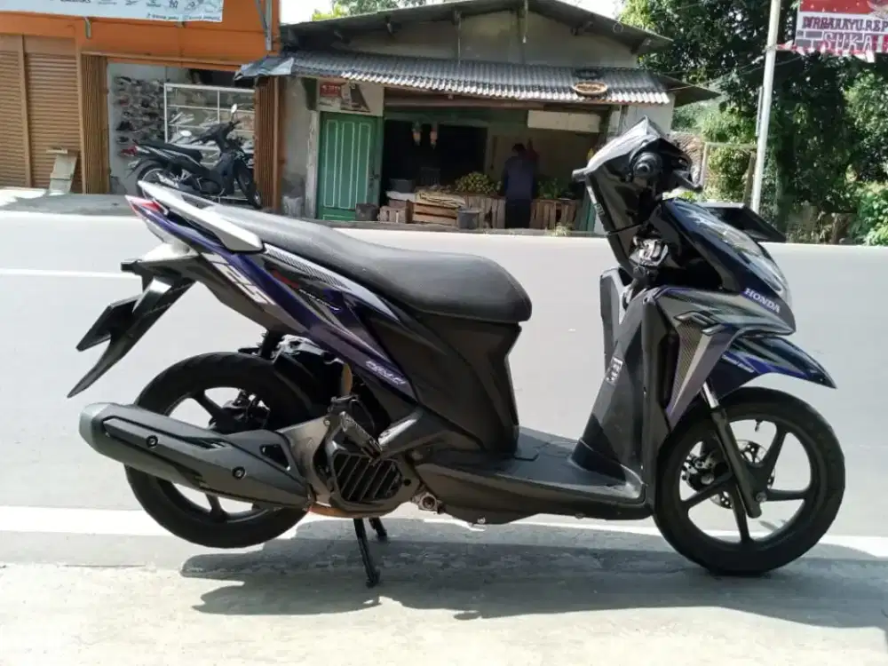 Vario 125 kzr tahun 2013