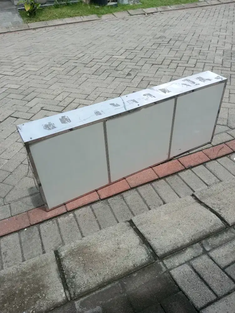 Neon box lengkap lampu