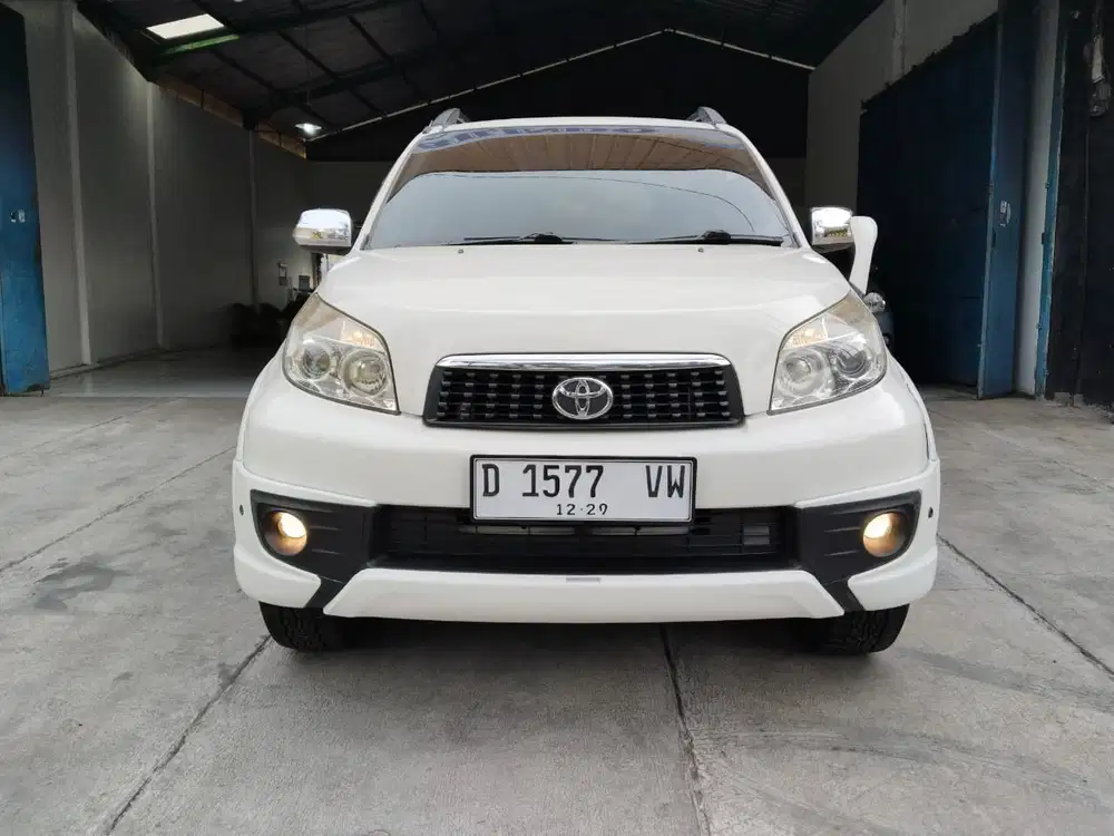 Toyota Rush 2014 Bensin