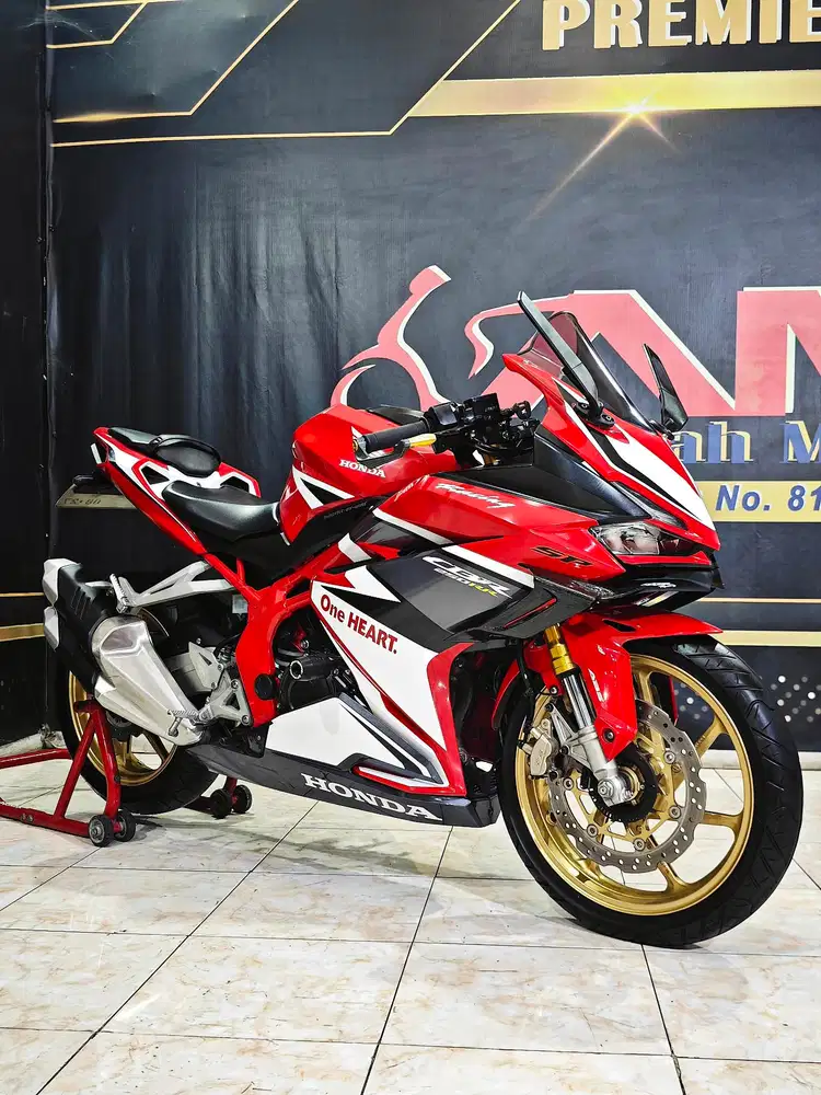 Cbr 250 RR ABS SP Racing Red Odo15rb mulus mwh. Anugerah motor rungkut