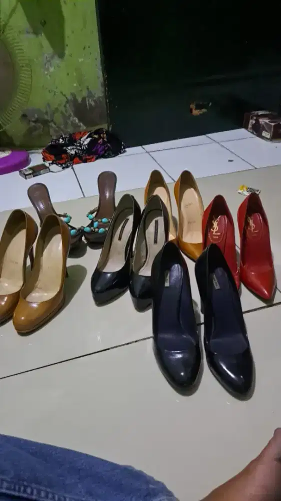 OBRAL HEELLS WANITA BRANDED ORI