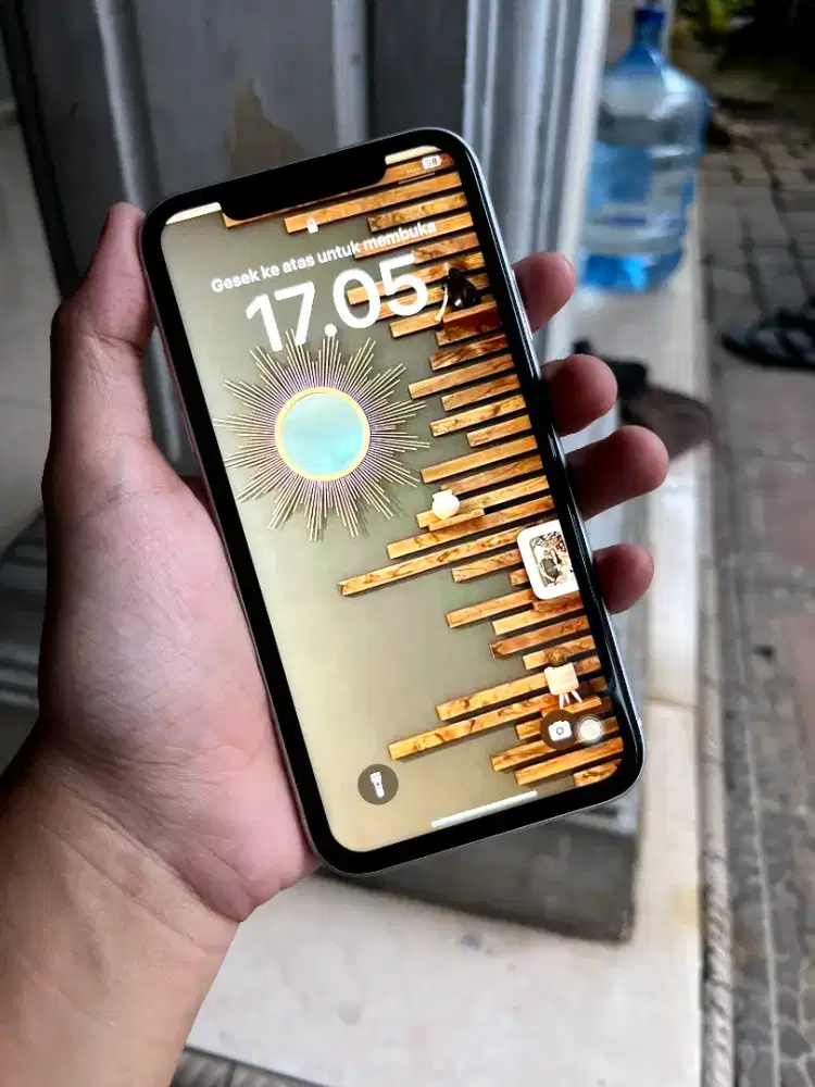 iPhone XR 64 GB white