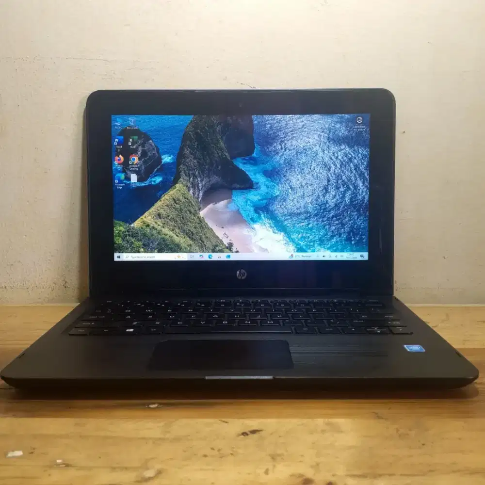 HP convertible X360 Touchscreen Celeron N4000 Ram 4 GB HDD 500 GB