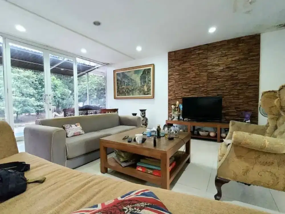 Lebak bulus rumah luas 235 dalam cluster dekat MRT lebak bulus