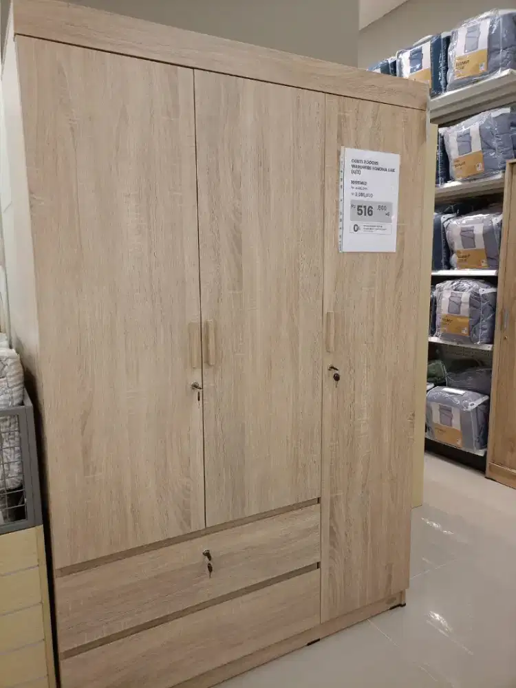 Lemari 3 pintu conti