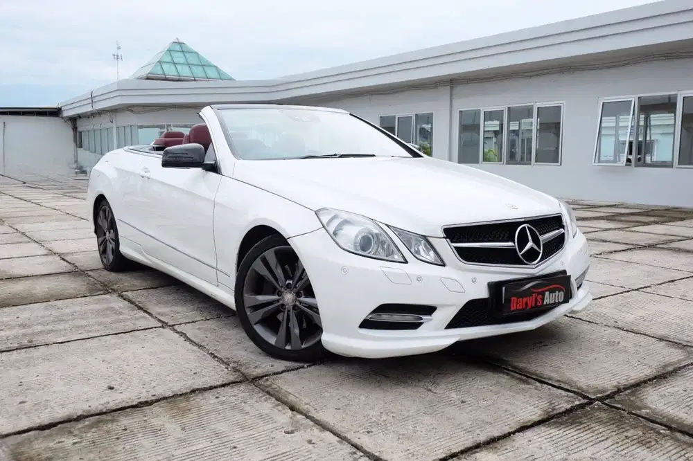 2012 Mercedes Benz E250 Cabriolet AMG White On red tdp148jt