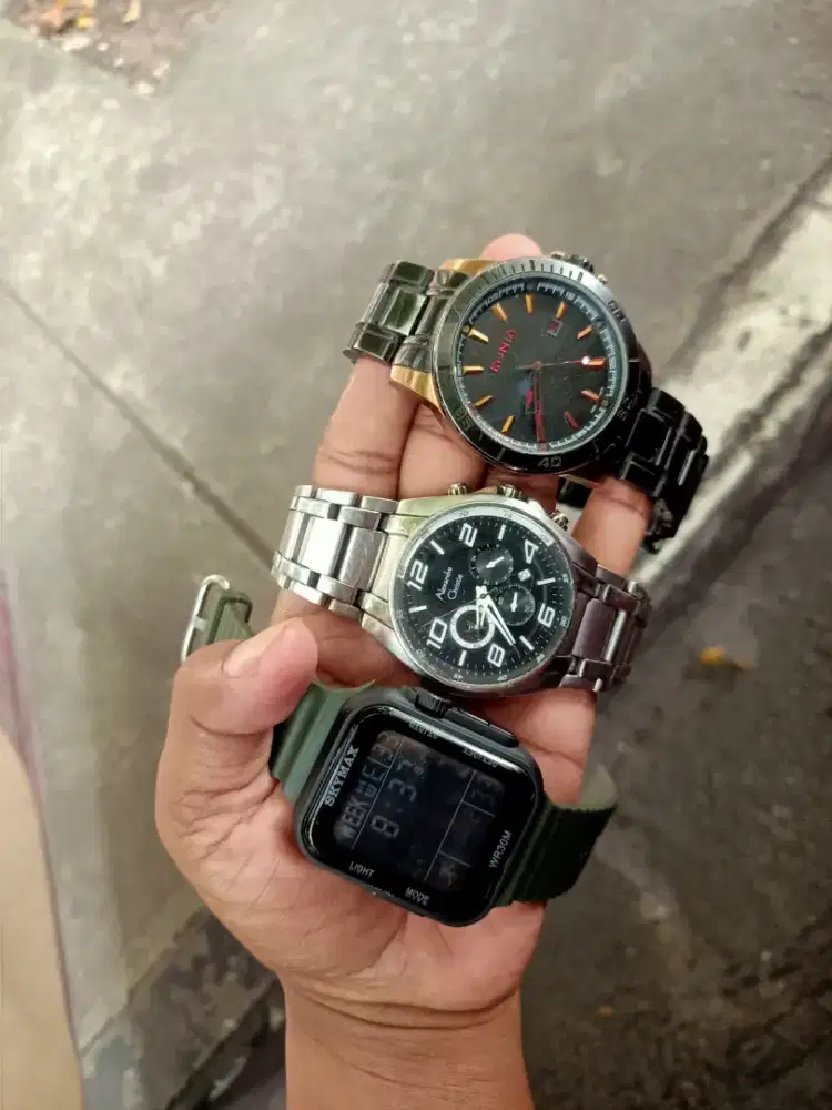 Di jual semua lkp kotak,buku,jam, original dan asli no minus tahan air