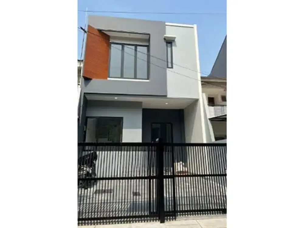 Rumah Janur Kuning, Kelapa Gading