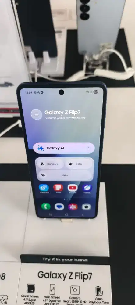 Samsung Z Flip7 12/256GB