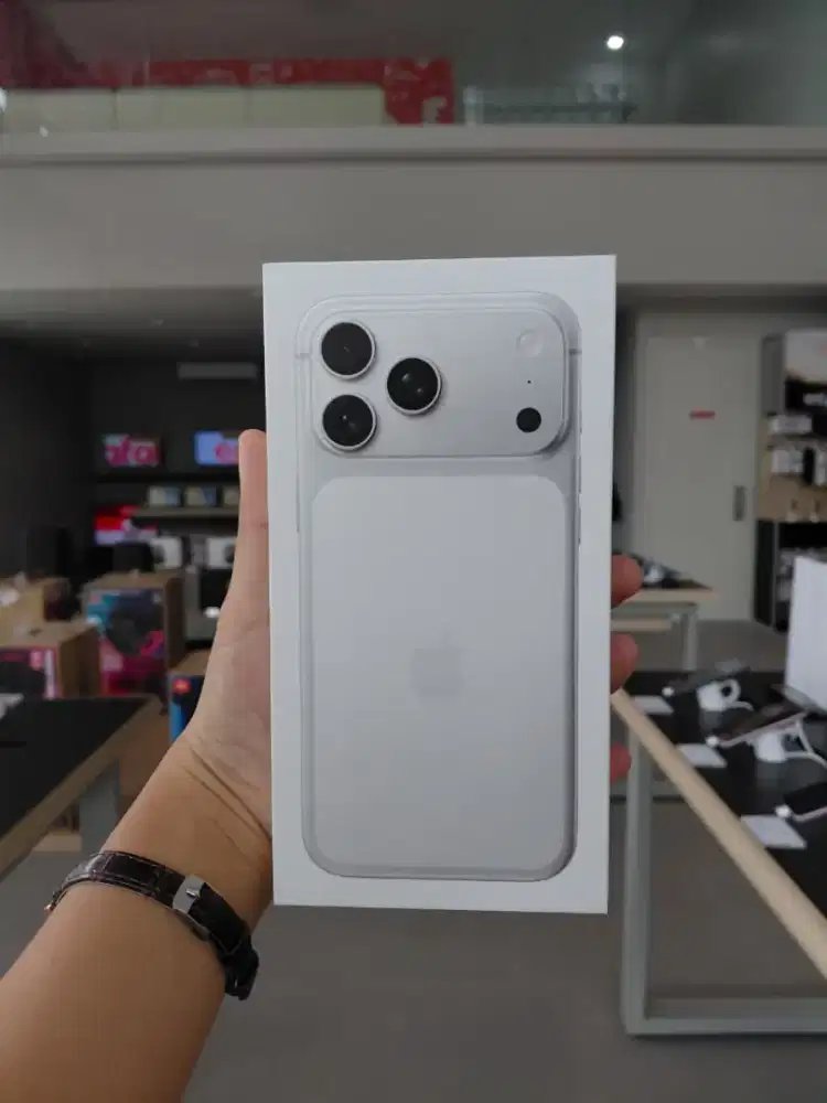 IPHONE 17 PRO SILVER STOK LIMIT