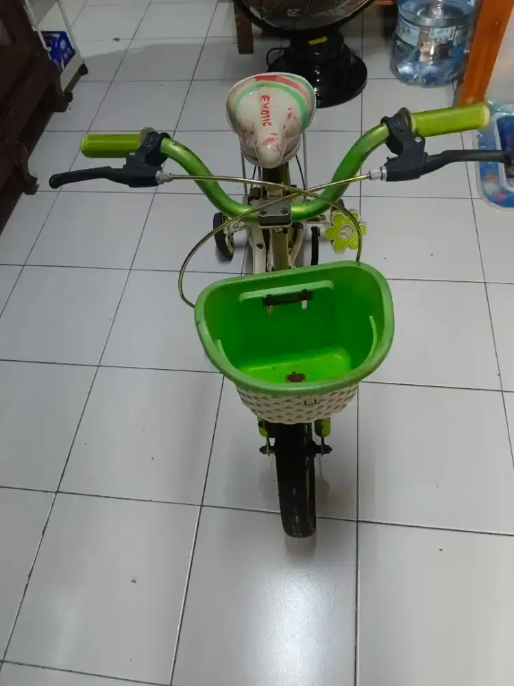 Jual cepat, sepeda anak umur 5 s/d 9 th, merk Exotic