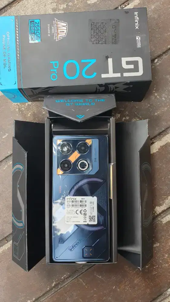 INFINIX GT 20 PRO 5G 8+8/256