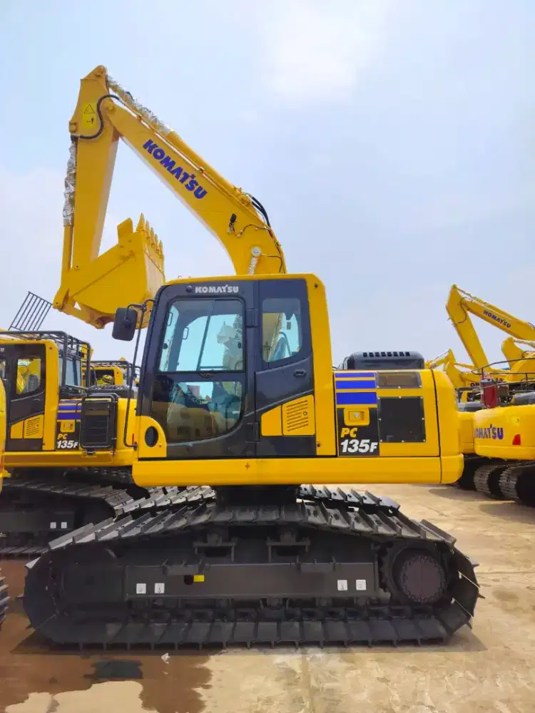 Jual excavator baru, Komatsu PC 135F