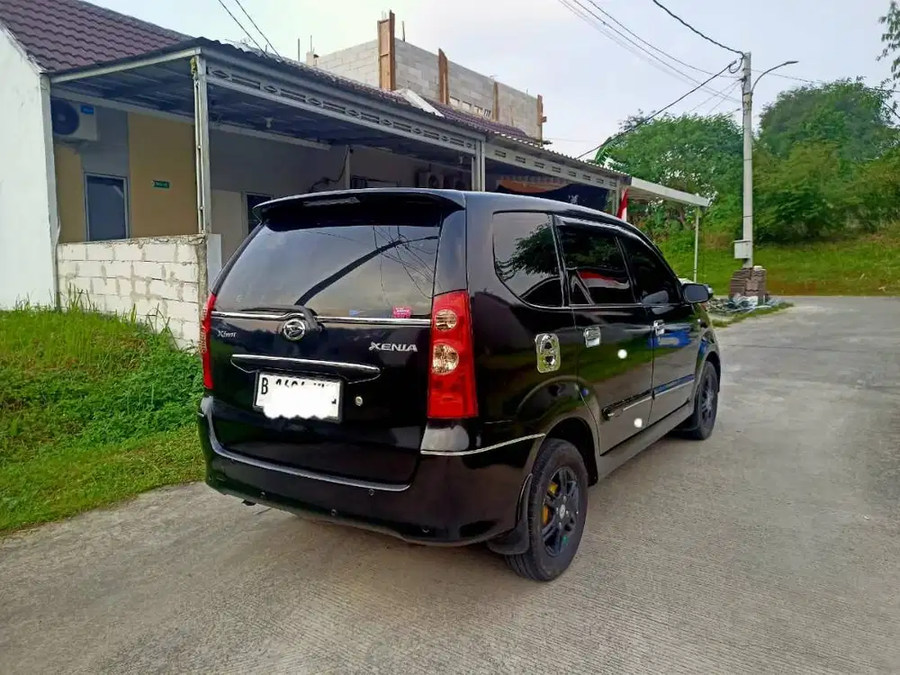 Jual Daihatsu Xenia Xi MT 1300 CC Siap Pakai Surat-surat Lengkap
