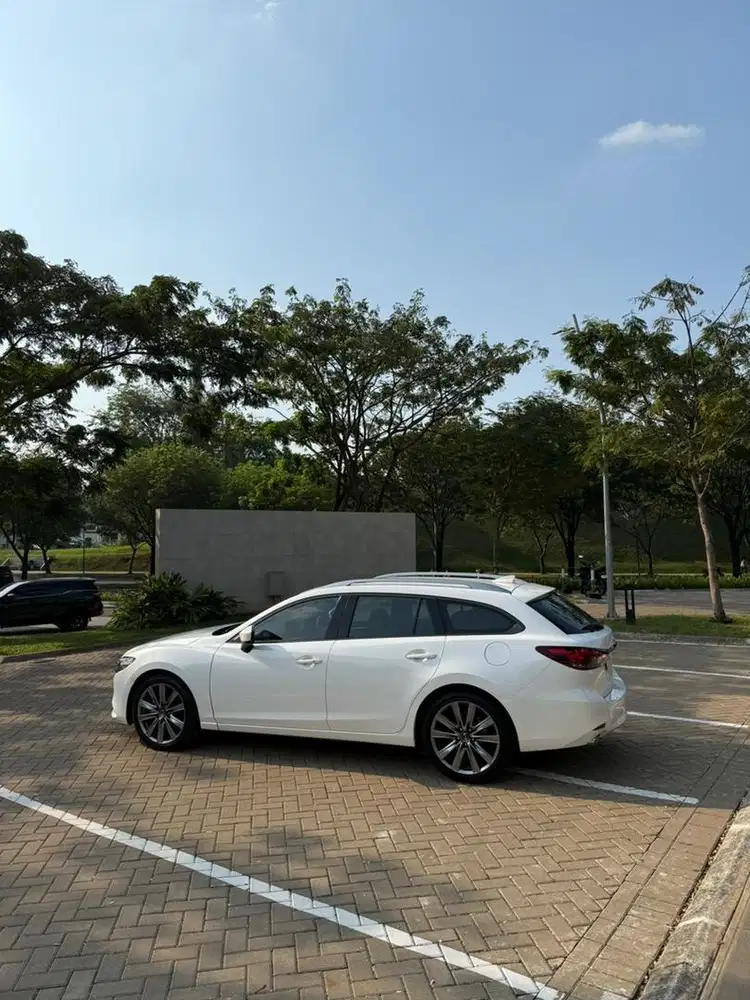 Mazda 6 wagon istimewa