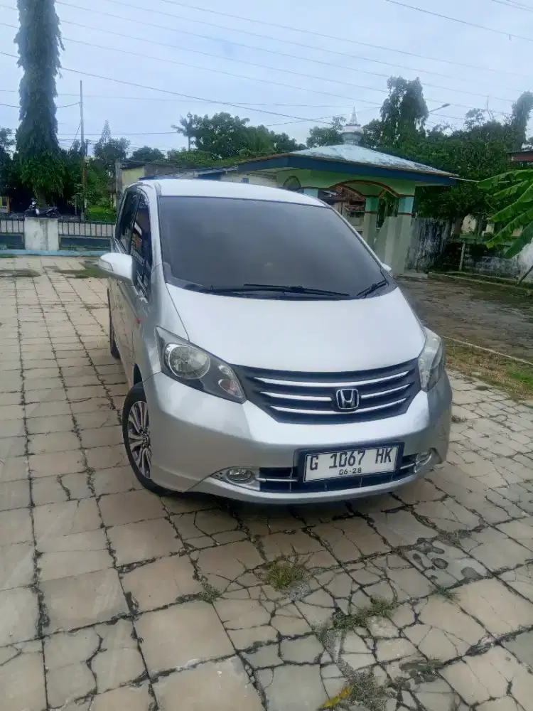 HONDA FREED PSD 2009