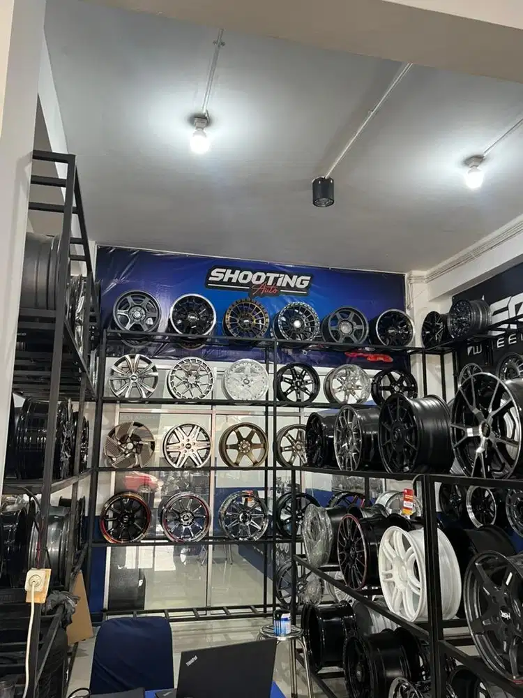 Velg mobil baru all tipe Ukuran Motif cicilan proses di toko