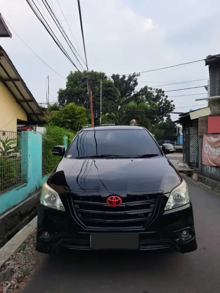 Toyota Kijang Innova 2015 Bensin