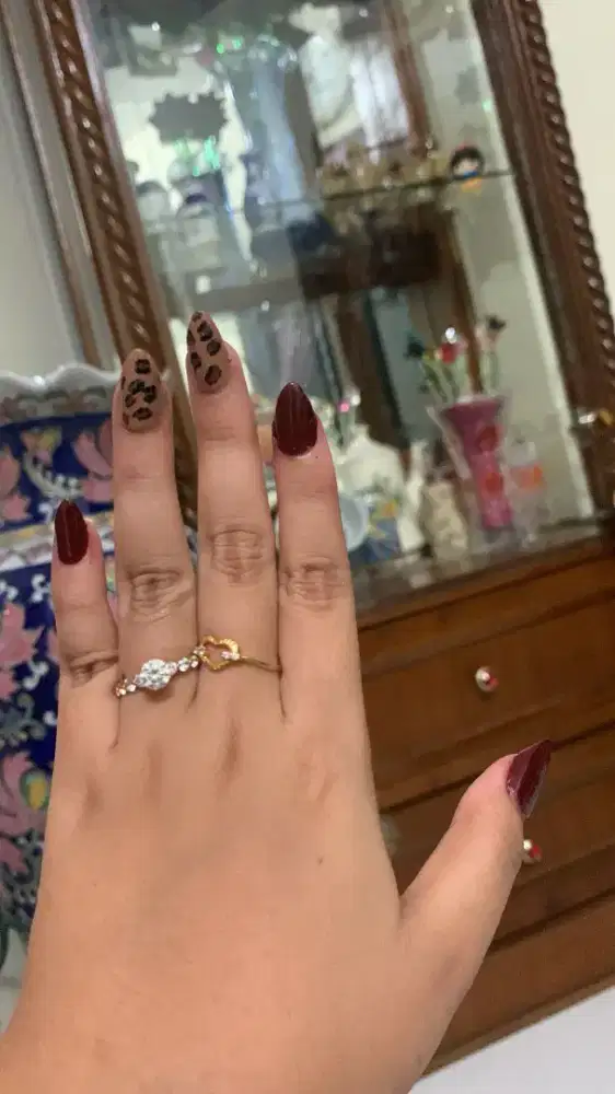 nail art lok helvetia