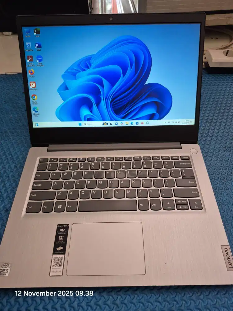 LAPTOP Lenovo IdeaPad 3 14IML05