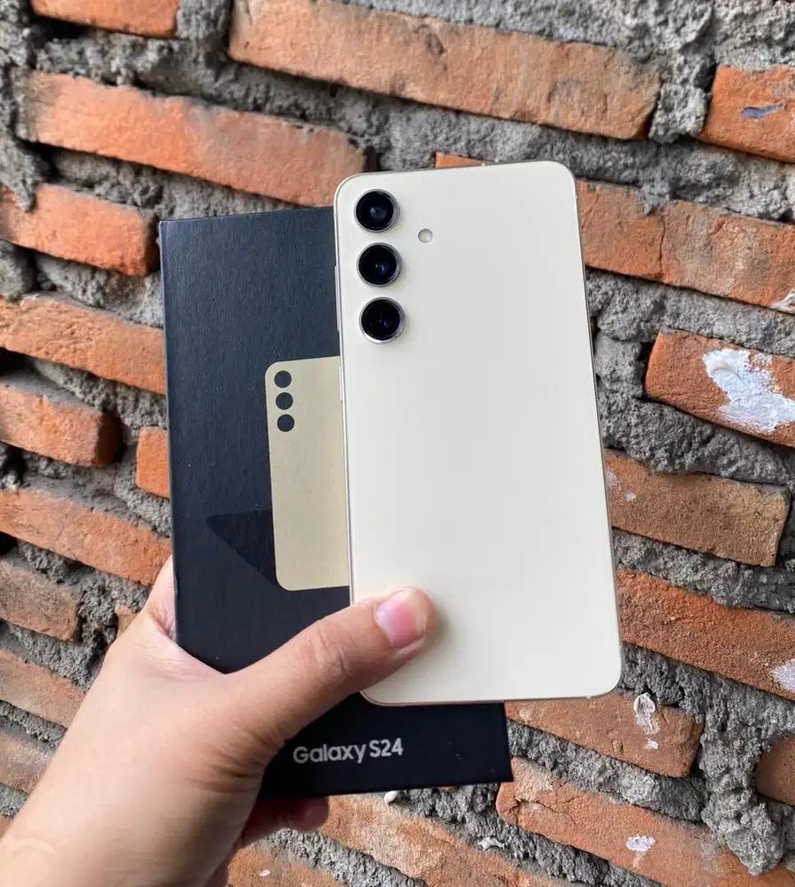 Samsung Galaxy S24 8/256 GB Second Sein Original Like New