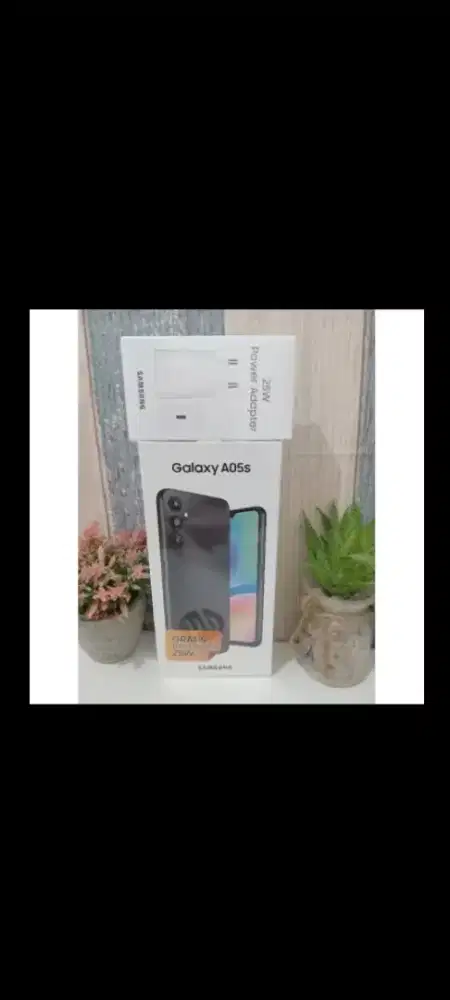 Samsung galaxy A05S 6/128 plus charger