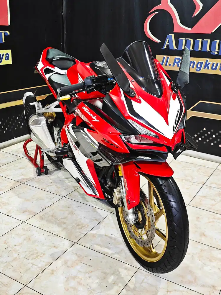 Cbr 250 RR ABS SP Racing Red Odo15rb mulus mwh. Anugerah motor rungkut