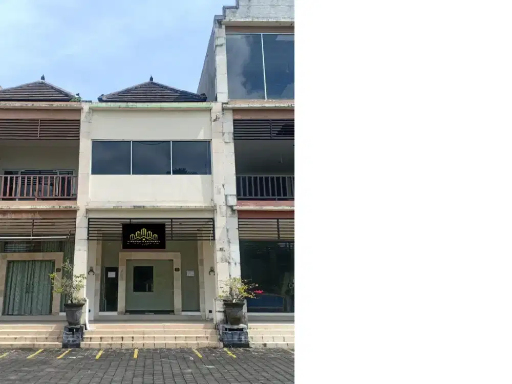 Ruko Di Pecatu Graha Badung, Dkt Pantai Dreamland,jalan Besar,shm